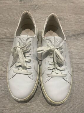 ECCO White Leather Women’s Casual Sneakers - Minimal Design